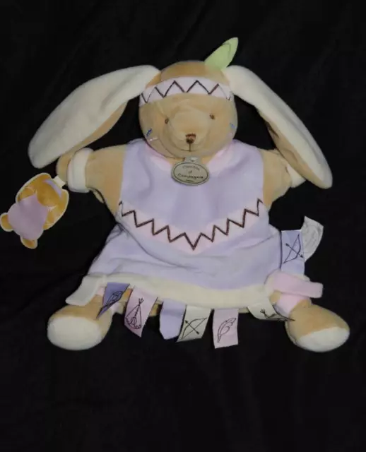 DOUDOU ET COMPAGNIE marionnette lapin Mario indien mauve DC2350 NEUF
