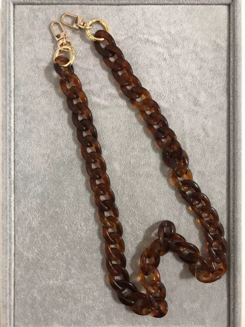 chunky chain For Mask Handbag And Sunglasses Accessory