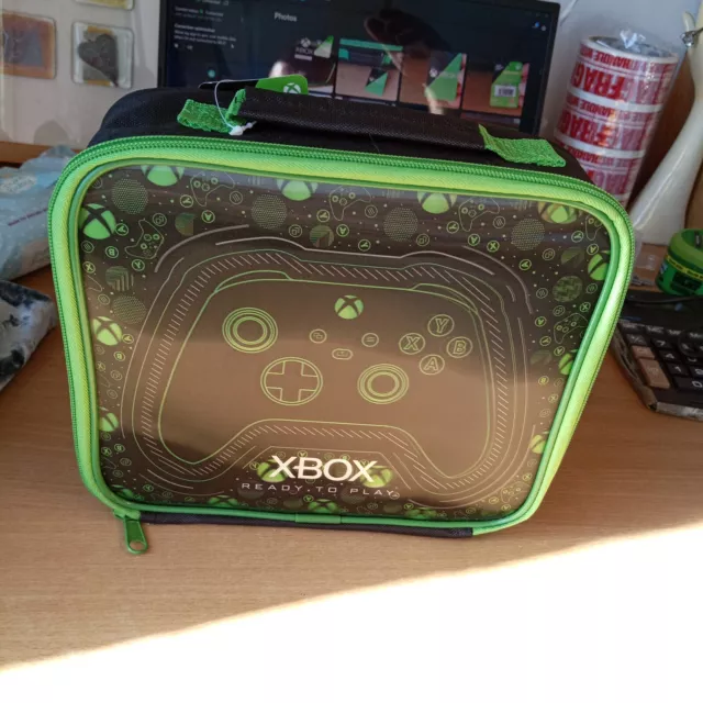 OFFICIAL XBOX INSULATED CHILDRENS LUNCH BOX BAG. New With Tag, Thanks For View.