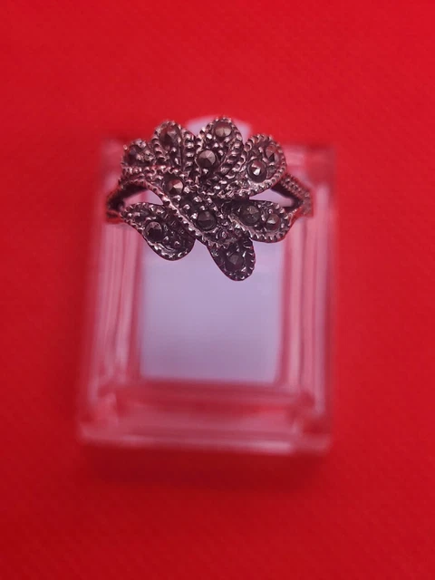 Bague Ancienne En Argent Massif Avec Marcassites - Poids 17g - Taille 56 - Occasion