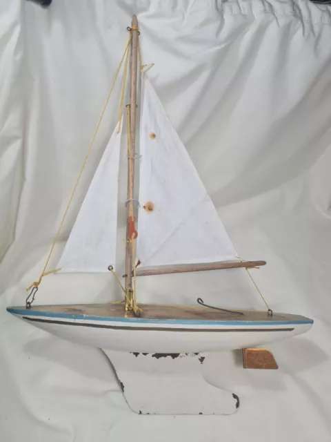 Vintage Wooden Model Pond Yacht Boat Hull Sail Made In GDR