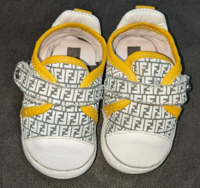 Scarpe Fendi IV  con logo FF Culla Bimba/o Neonato Enfant Sneaker  Newborn Shoes 2