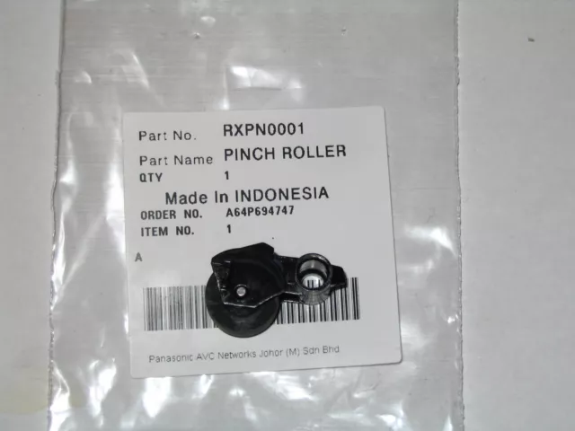 Compact cassette deck pinch roller RXPN0001 with arm, hole 5mm genuine Panasonic