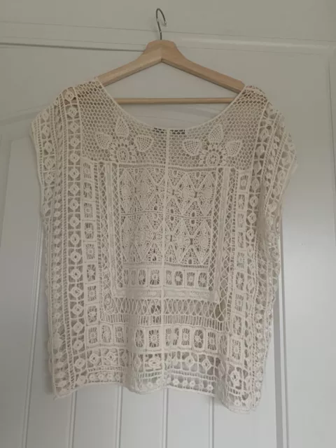 LC Lauren Conrad Crochet top l