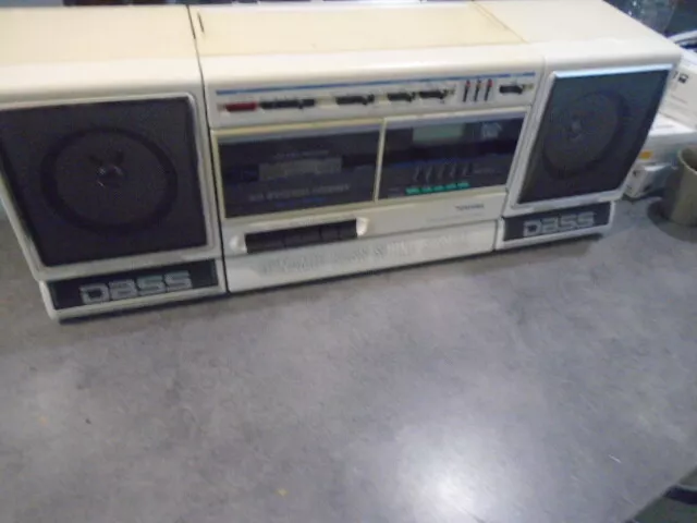Vintage Toshiba RT-7057 Ghettoblaster Cassette Radio Boombox