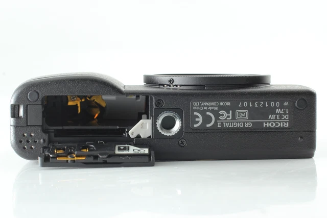 [Near MINT] RICOH GR DIGITAL II 10.1MP Digital Camera Black From JAPAN 10