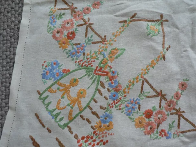 Vintage Hand Embroidered Linen Tablecloth Crinoline Ladies 40 x 40 inches