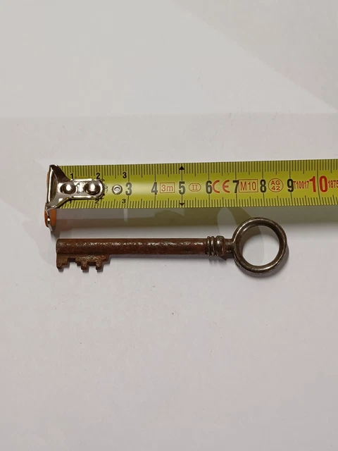 Lot De 2 Clés Pour Montre De Poche Ancienne - Boîtier Cuivre Doré - Occasion (bon état Avec Signes D'usure)