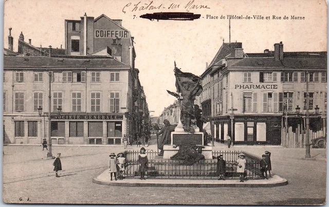 51 CHALONS SUR MARNE - place de l'hotel de ville and rue de marne