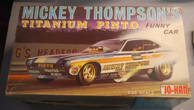 Johan Mickey Thompson M/T Ford Boss 429 Pinto Funny Car Plastic Model Car Kit