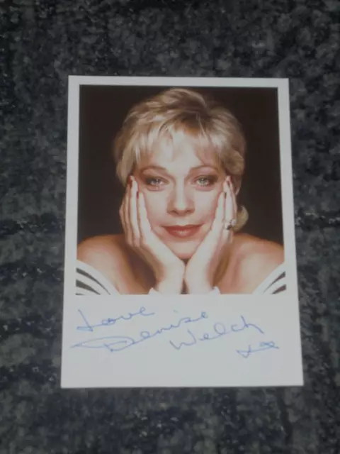 Denise Welch -Coronation Street / Loose Women -  Postcard Photo Signed