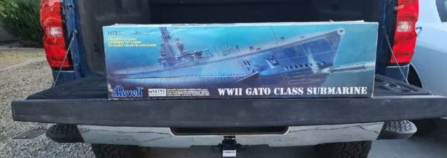 Giant 52" Revell #85-0384 WW2 Gato Class Submarine 1/72 Scale Ship/Boat