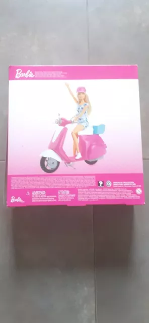 .Barbie - Muñeca y Moto Scooter Vespa  NUEVA EN CAJA SIN ABRIR 3