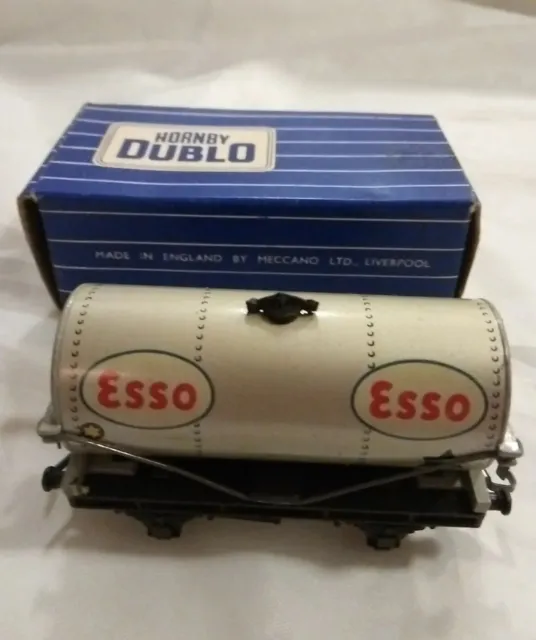 Hornby Dublo 3 Rail 32081 Esso Petrol Tank Wagon D1 Gauge 00 (Boxed)