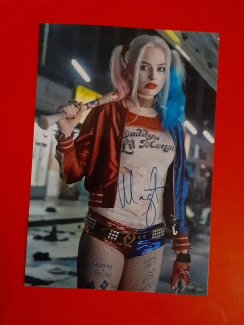 MARGOT ROBBIE Autographed PHOTO, Movies HARLEY QUINN
