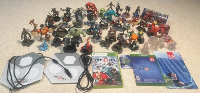 Lot Of 49 Disney Infinity figures 1.0 2.0 Power Discs Xbox One And 360 Gamediscs