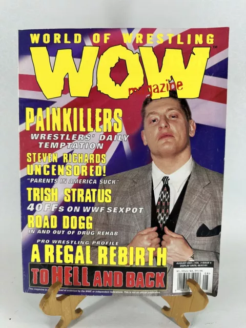 WOW World of Wrestling Magazine August 2001 WWF WCW WWE ECW Regal Stratus Holly