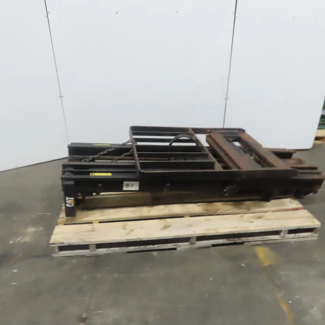Caterpillar M350 3 Stage Mast Assembly W/Side Shift Fork Lift Truck Parts Caterpillar M350 3 Stage Mast Assembly W/Side Shift Fork Lift Truck Parts