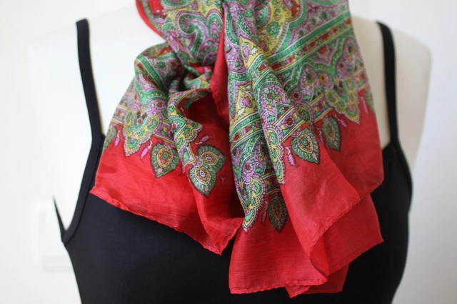 Foulard Carré En Soie 100% Jane Seymour - Motif Magnolia Violet, 88x88 Cm