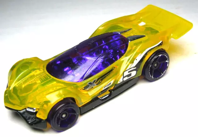 Petite Voiture Hot Wheels Exclusive Blitzspeeder Gold Edition 2019