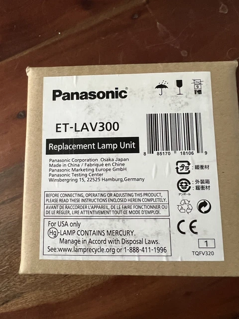 PANASONIC PT-VW350 Original inside lamp - Replaces ET-LAV300