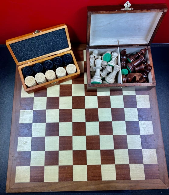 Jeu D'échecs Ancien En Terre Cuite - 31 Pièces De 11 à 14 Cm, Années 1970, Unique