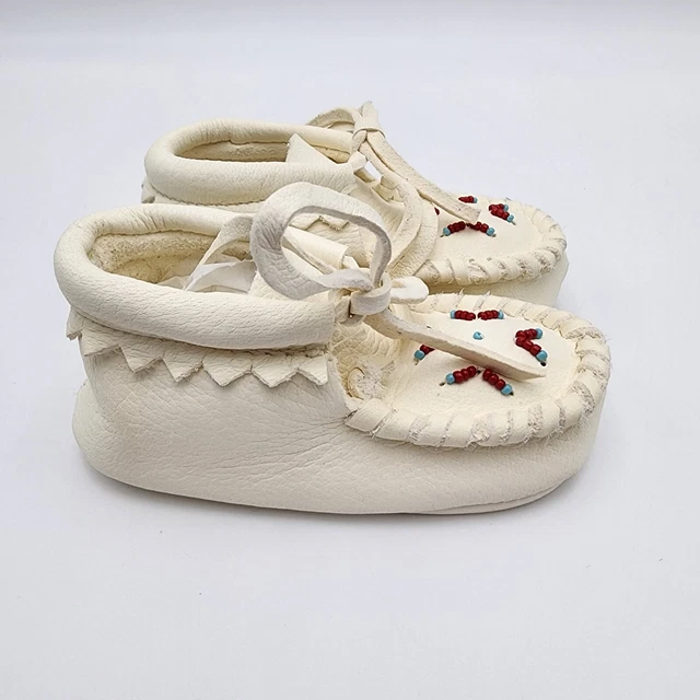 NEW vintage 70s White  DEER skin beaded baby moccasins Taos Indian Maid 