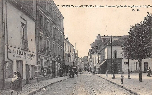 94 - VITRY SUR SEINE - SAN67739 - La rue Darnetal prise de la place de l'Eglise