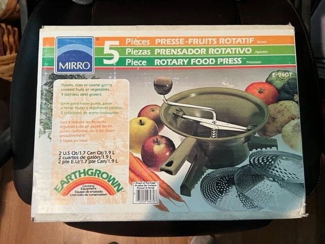 New Vintage Mirro 5 Piece Rotary Food Press Processor Grater E9607 Avocado Green
