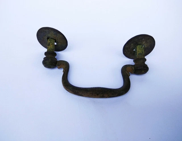 Antique Door / Box Handle Pulls Vintage Collectible Estate Home Decor D-2