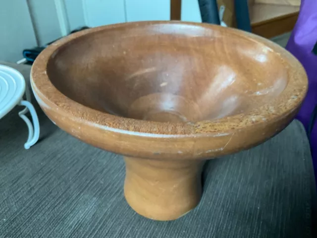 18cm high 23cm diameter DECORATIVE WOODEN PEDESTAL BOWL Surplus to need VGUC