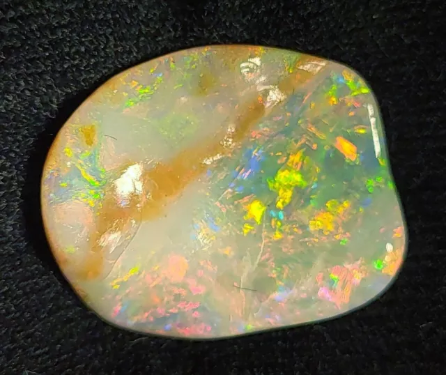 Bellissimo opale masso australiano. Circa 18,77 carati. Circa 25 mm x 20,7 mm7