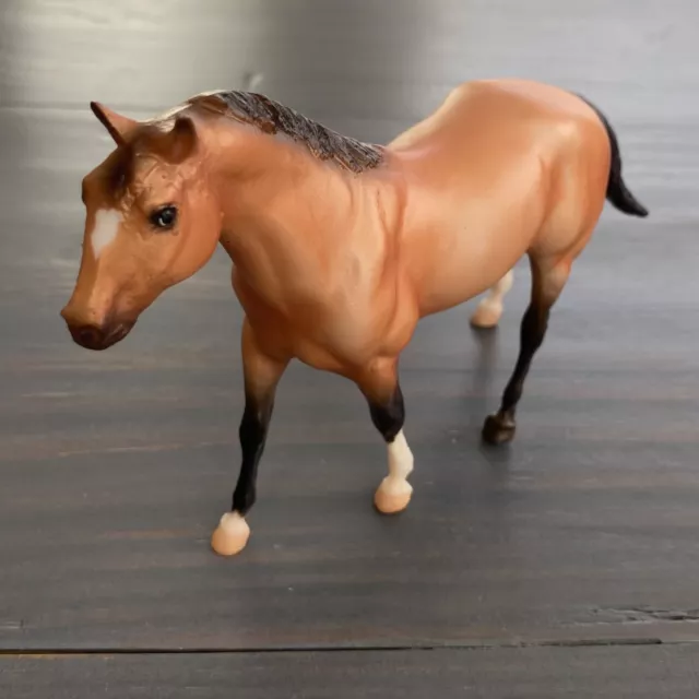 Breyer American Quarter Horse Padlock Pals #1656 Mold 9015 Buckskin 4.25" Height