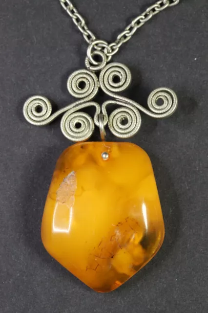 Natural OLD Antique 9.3g Butterscotch Egg Yolk Baltic Amber Stone Pendant D1377