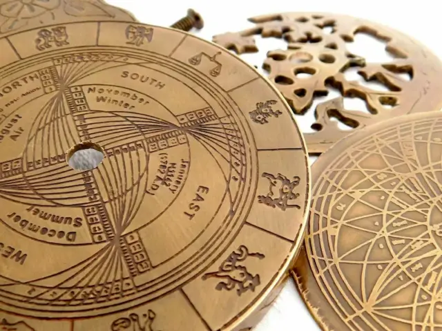 Astrolabe en laiton antique Calendrier astrologique de navigation du globe... 3