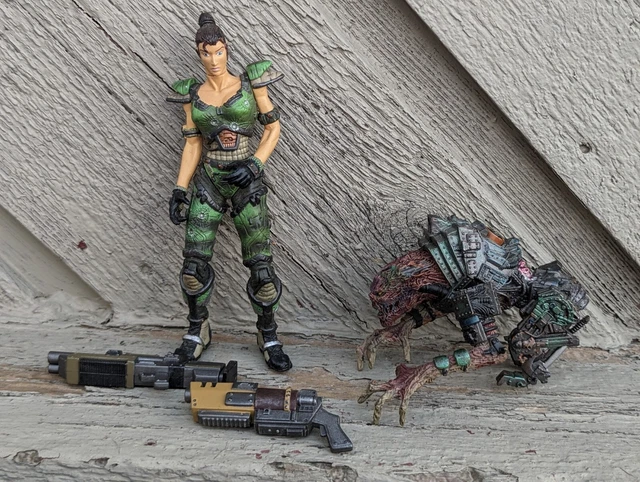 NEW VINTAGE QUAKE II 2 MARINE MAJOR RESAURUS ACTION FIGURE VIDEO GAME LIKE DOOM