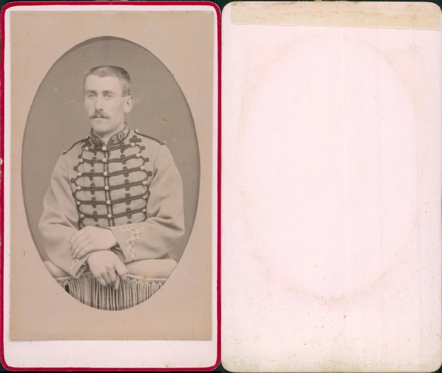 HOMME EN UNIFORME militaire du Second Empire, circa 1865 CDV vintage