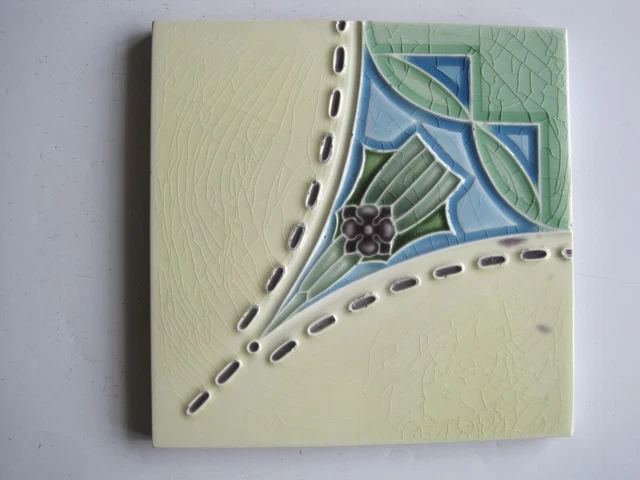 ANTIQUE 6" MOULDED MAJOLICA ART NOUVEAU TILE - No.519 H.& R. JOHNSON C1910