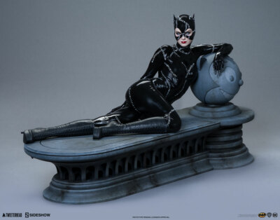 tweeterhead batman returns catwoman statue