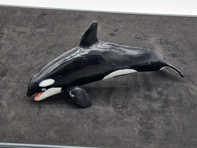 7.5" 1991 KILLER WHALE Monterey Bay Aquarium Animal Figures Figurine Vintage