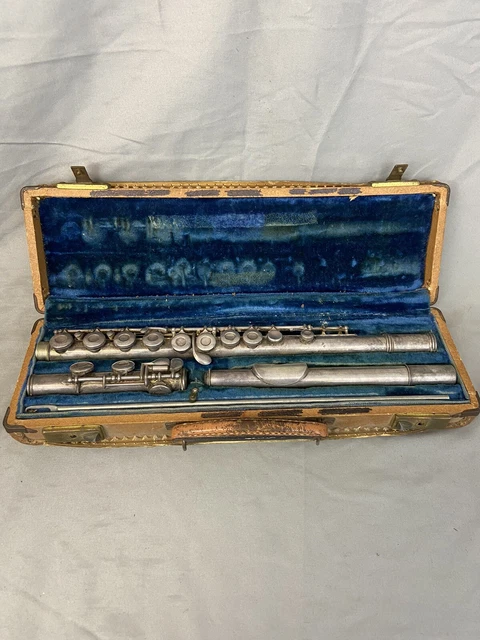 Vintage F.A. Reynolds Co. Roth Flute With Hard Case UNTESTED