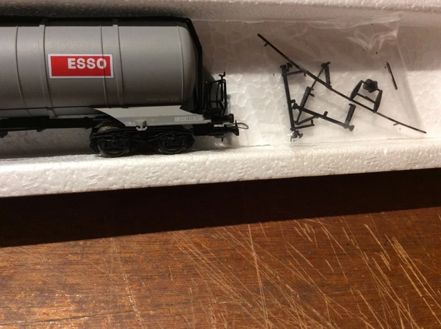 Wagon citerne ANF MILLET SNCF REE-MODELES REE-NW229 : : modélisme
