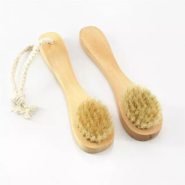 Brosse nettoyante pour le visage Brosse exfoliante riche et moussante