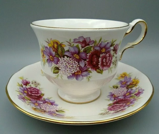 Queen Anne Bone China Footed Tea Cup & Saucer Pattern 8629