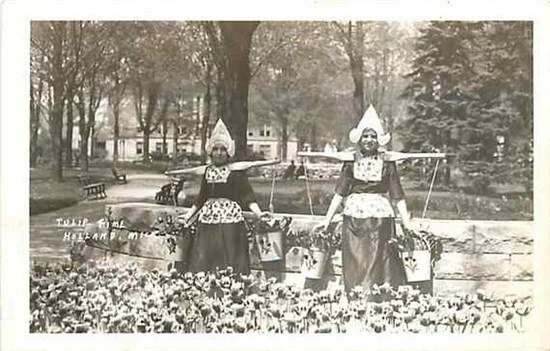 MI, Holland, Michigan, RPPC, Tulip Time, Two Women Holding Tulips