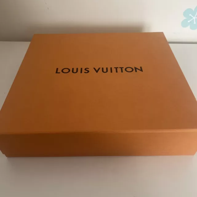 AUTH “LOUIS VUITTON EMPTY BOX, A PARIS/MAISON FONDEE EN 1854