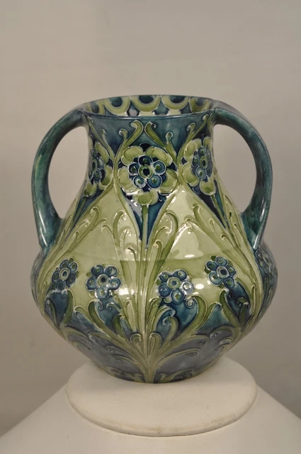 Vase Ancien Sign
