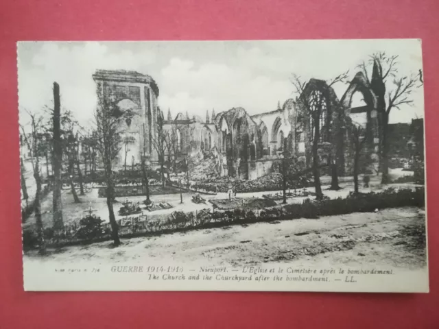 CPA - PHOTO WW1 Nieuport - Eglise et cimetière après le bombardement