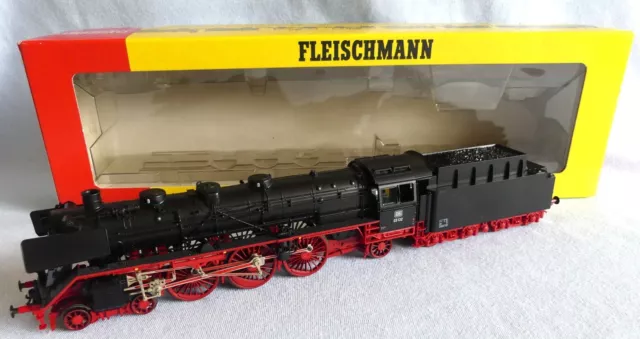 Fleischmann HO 4103  Gleichstrom Lok mit Tender BR. 03 DB analog, ein Fehlteil.