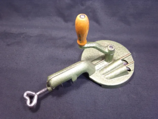 Vintage Germany Kws Cast Iron Bean Hand Crank Cutter Grinder Chopper Slicer